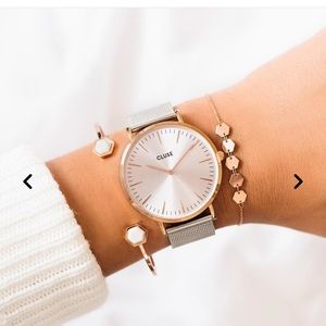 Beautiful and classic Cluse watch. Like new!